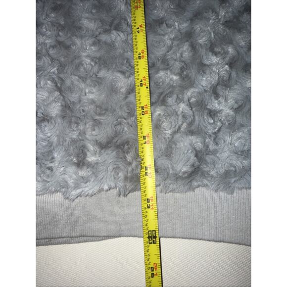 Eyelash Couture Gray Soft Fluff Sweatshirt - XL - Picture 5 of 6